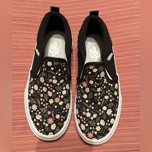 New girls vans